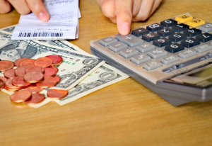 Perbedaan Petty Cash dan Cash Advance